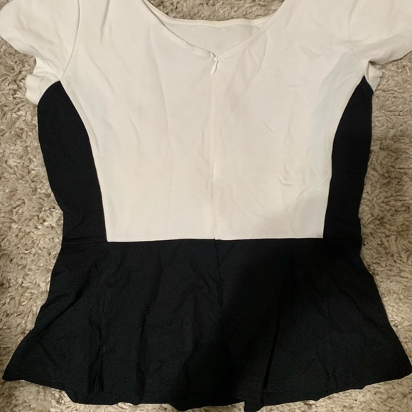 Banana Republic top - Picture 3 of 5